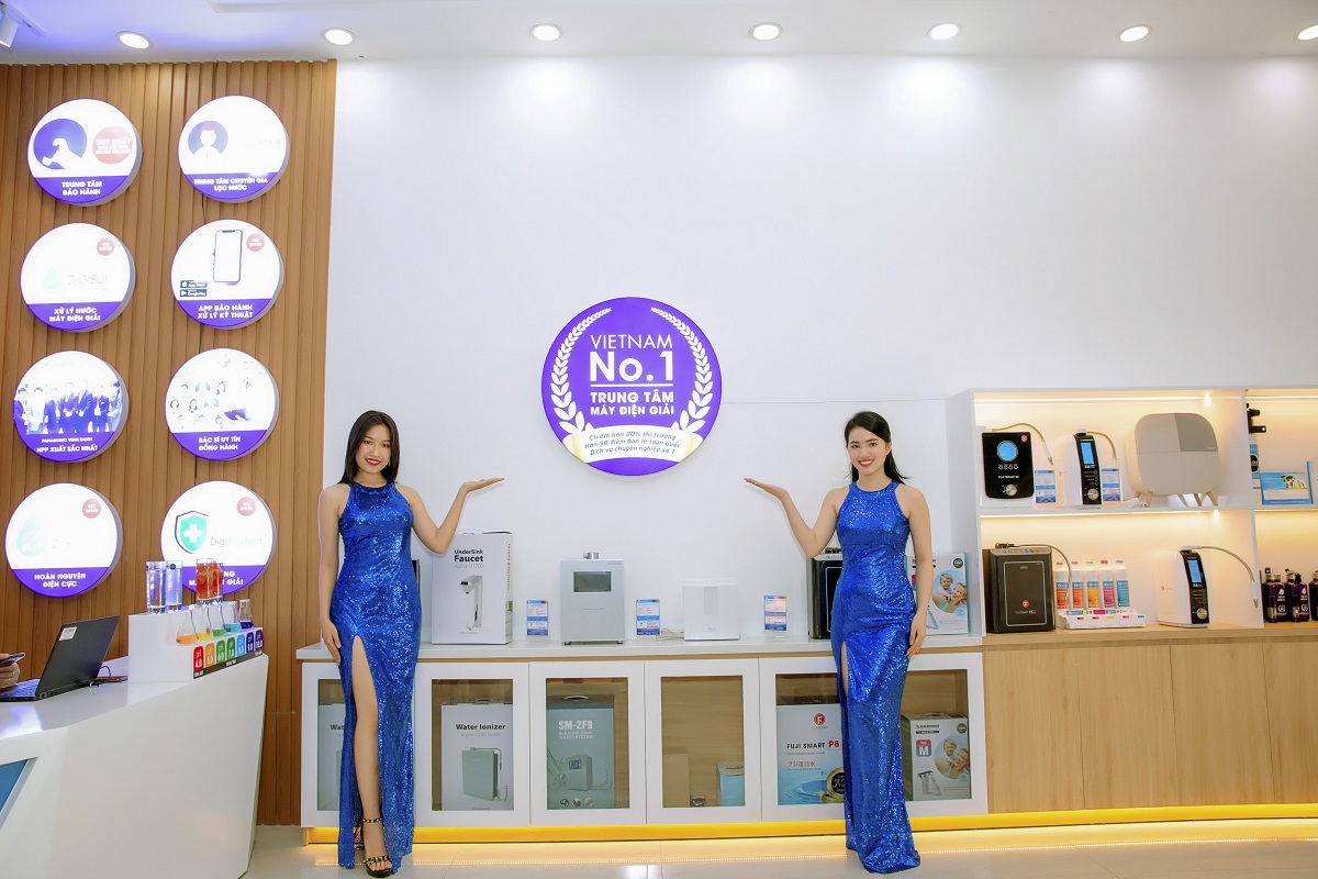 Showroom máy lọc nước điện giải ion kiềm Kontum 