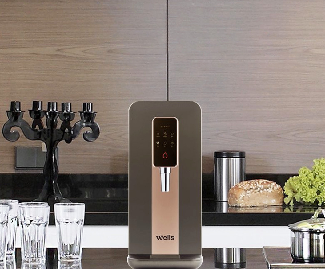 Wells Alkaline True Tankless Rose Gold mang đến nguồn nước đầu ra đạt chuẩn không cần bình chứa