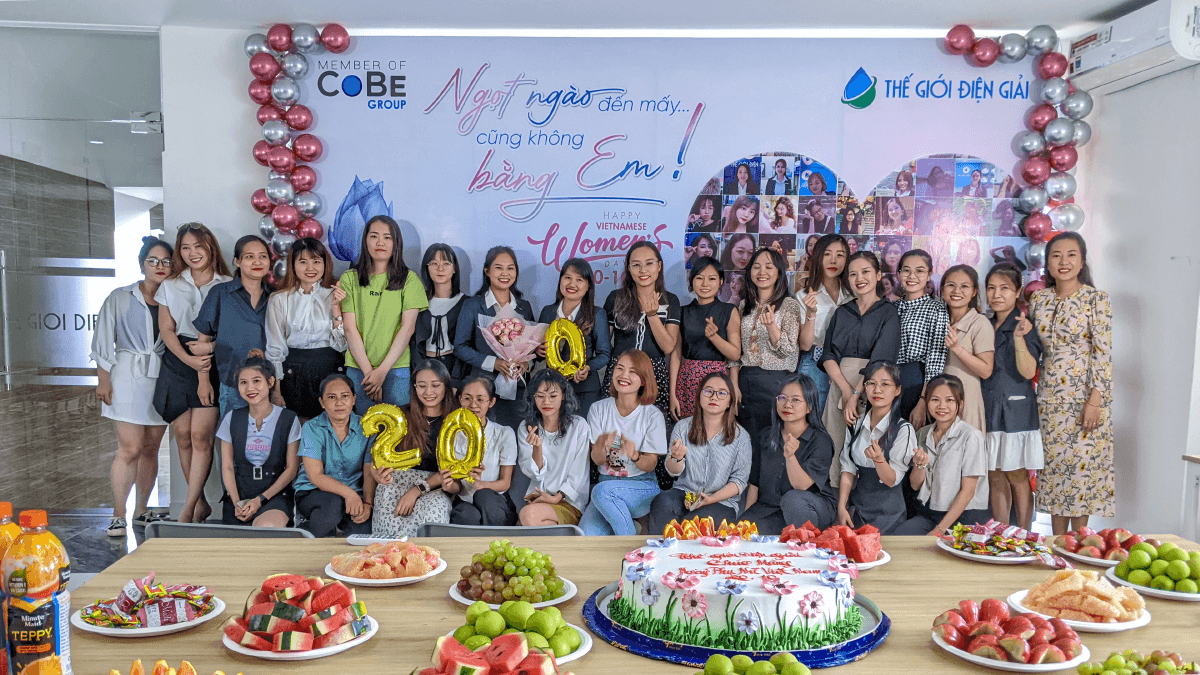 Phòng Hành Chính - Nhân Sự đã tổ chức thành công chương trình Chúc mừng ngày Phụ nữ Việt Nam 20/10 với chủ đề “Ngọt ngào đến mấy cũng không bằng em!”