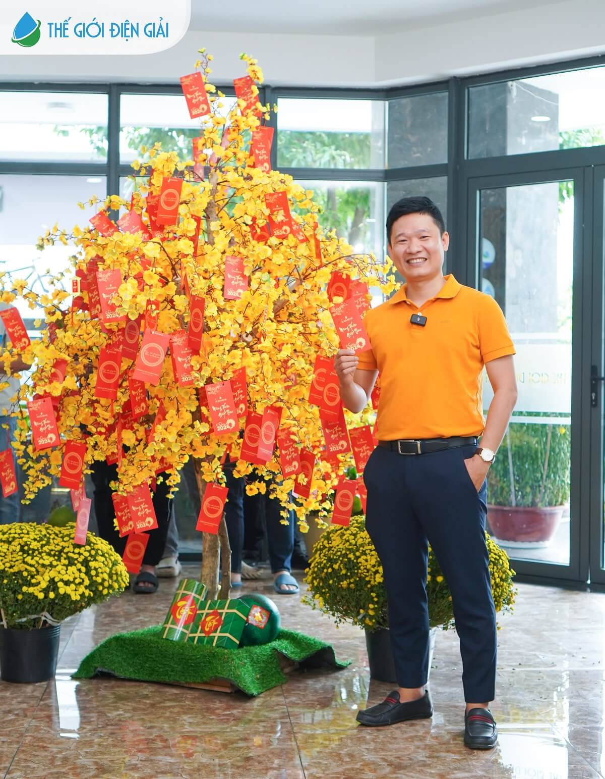 Thế Giới Điện Giải khai xuân Quý Mão 2023