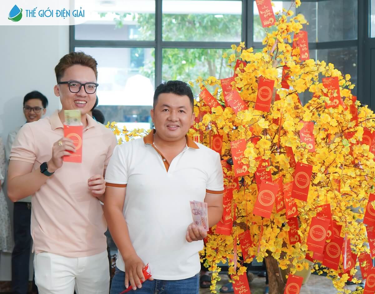 Thế Giới Điện Giải khai xuân Quý Mão 2023