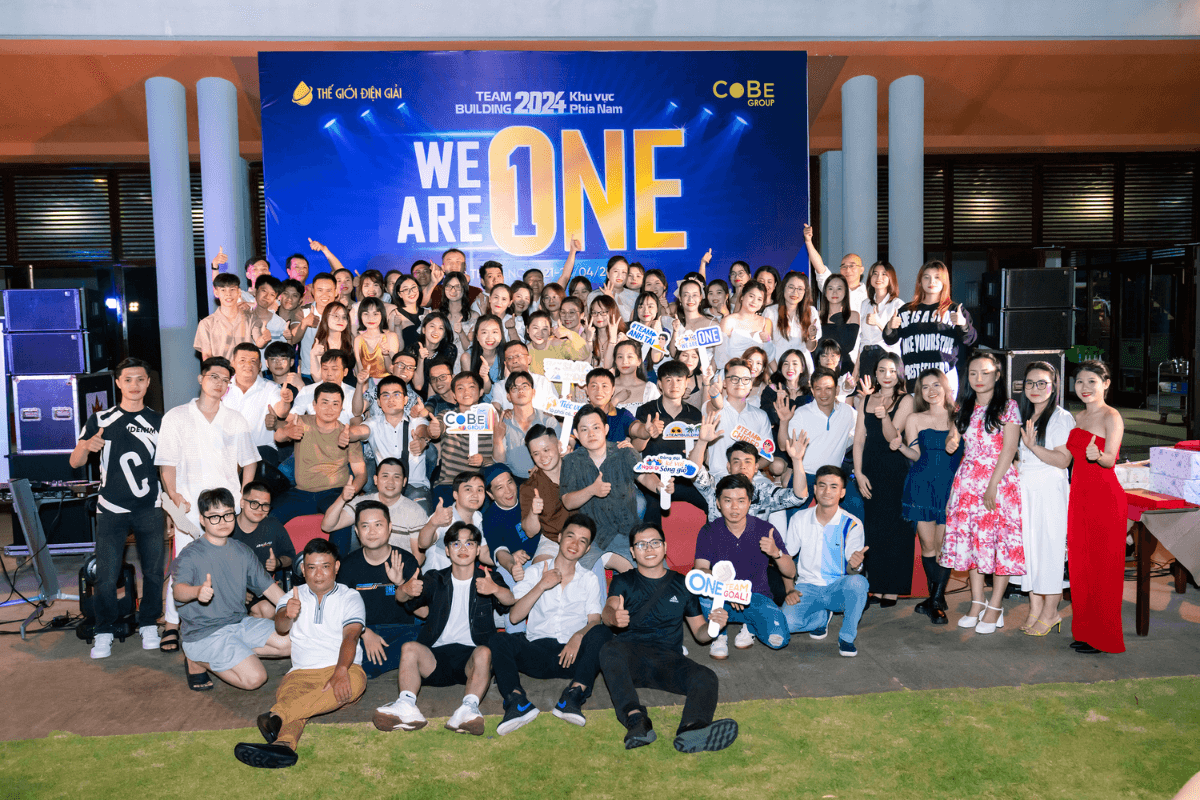 Đêm gala dinner của sự kiện team building