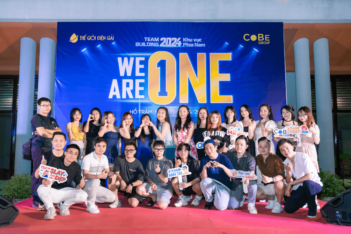 Đêm gala dinner của sự kiện team building