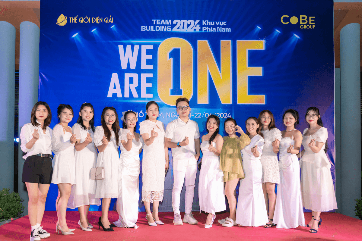 Đêm gala dinner của sự kiện team building