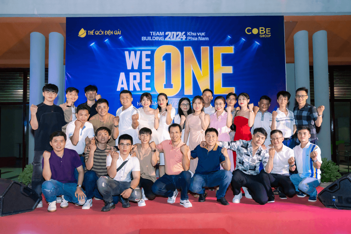 Đêm gala dinner của sự kiện team building