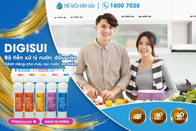 giang-sinh-vui-ve-nhan-qua-suc-khoe-den-20-trieu-cung-the-gioi-dien-giai.jpg?1609563691288