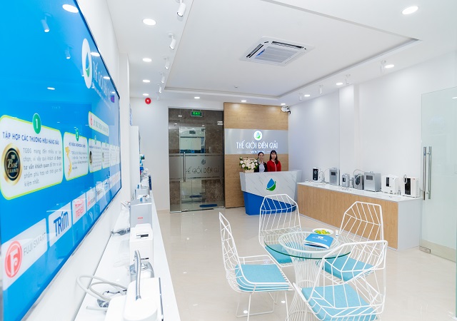 Thế Giới Điện Giải khai trương showroom máy lọc ion kiềm lớn miền Trung Showroom tại Đà Nẵng được đặt tại vị trí trung tâm thành phố Đà Nẵng - nối liền miền Trung với các tỉnh phía Bắc và phía Nam